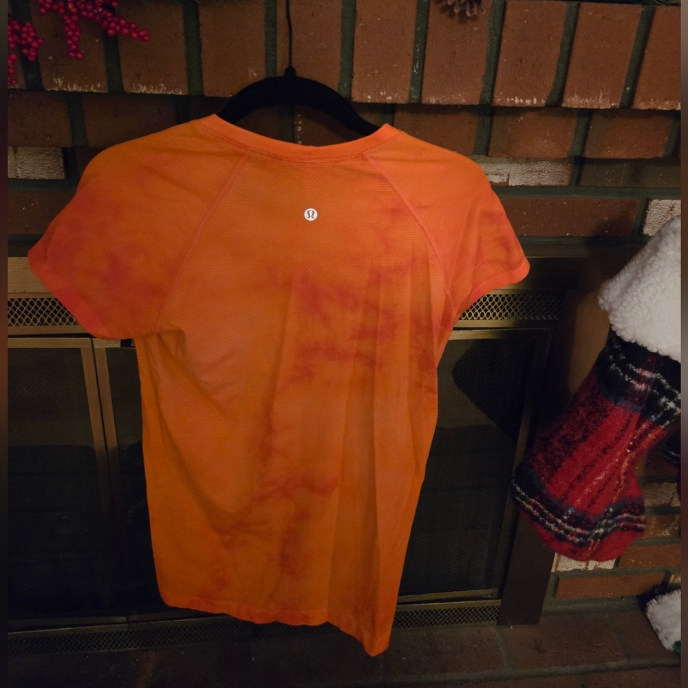 Lululemon Swiftly Tech Orange Tie Dye Tee - Picture 2 of 3